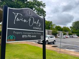 featured image of 330 S 17th St