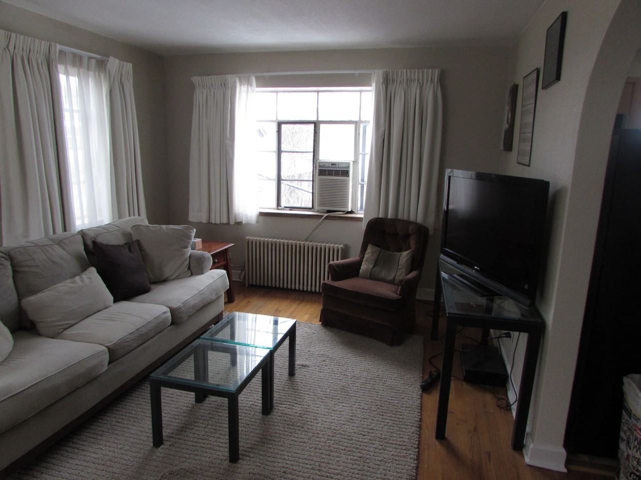 1483 Ash St #8 - Photo 2 of 15