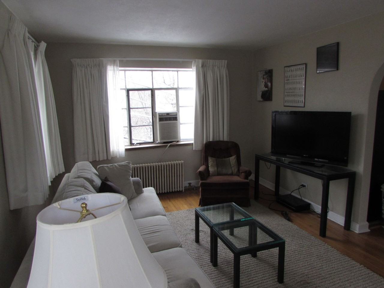 1483 Ash St #8 - Photo 4 of 15