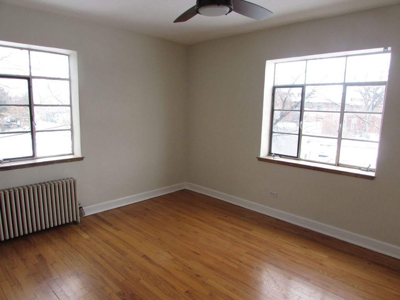 1483 Ash St #8 - Photo 5 of 15