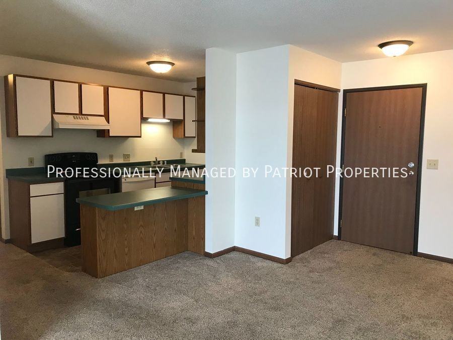 Murdock Apartments - Photo 5 of 27