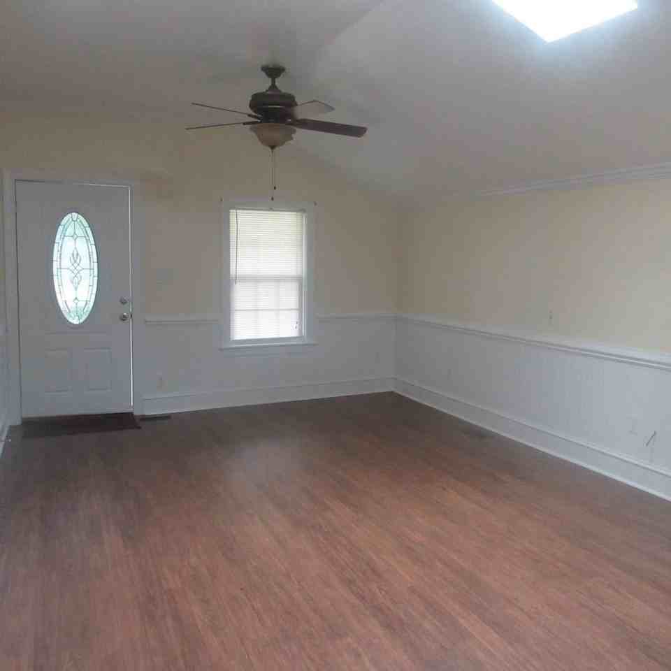 2211 Blue Creek Rd - Photo 2 of 9