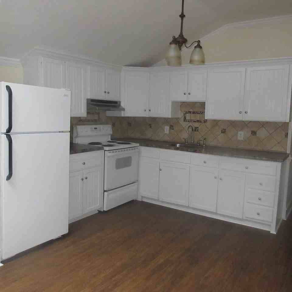 2211 Blue Creek Rd - Photo 4 of 9