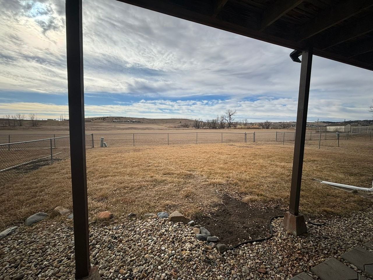 1111 Field View Dr - Photo 4 of 21