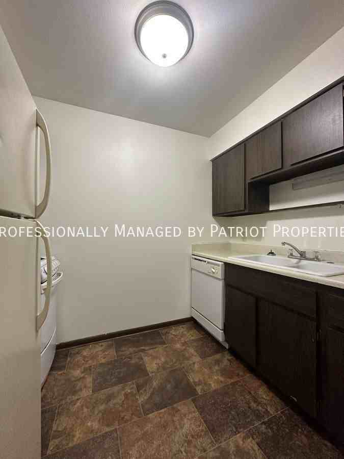 Freedom Park Apartments - Photo 2 of 25