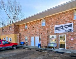 featured image of 900 Highway 367 N