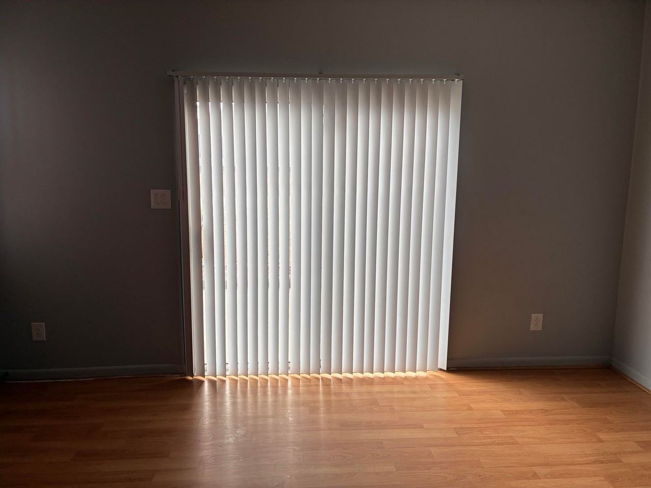 103 Alexander Ln - Photo 4 of 8