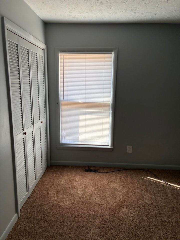 103 Alexander Ln - Photo 7 of 8