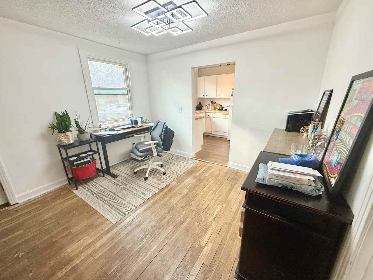 1451 Ardee Ave - Photo 6 of 21