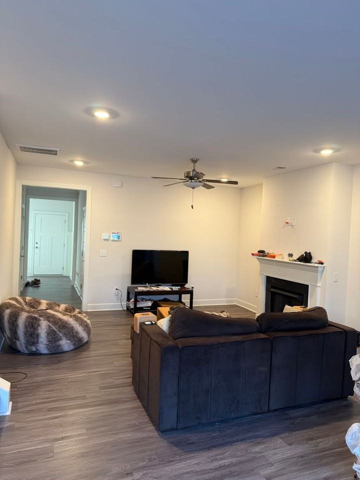 27 Jaycee Ct - Photo 2 of 14