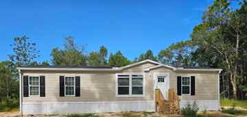 featured image of 526 S Leona Ave