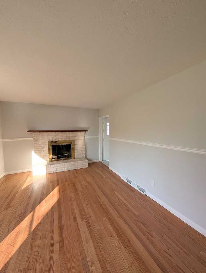 36 Debra Ln - Photo 5 of 17