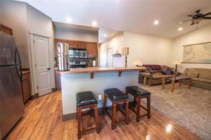 featured image of 4375 Brookside Ln #B