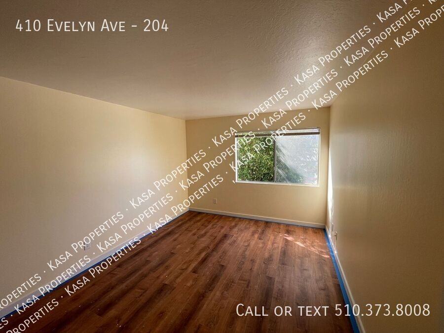 410 Evelyn Ave - Photo 4 of 12