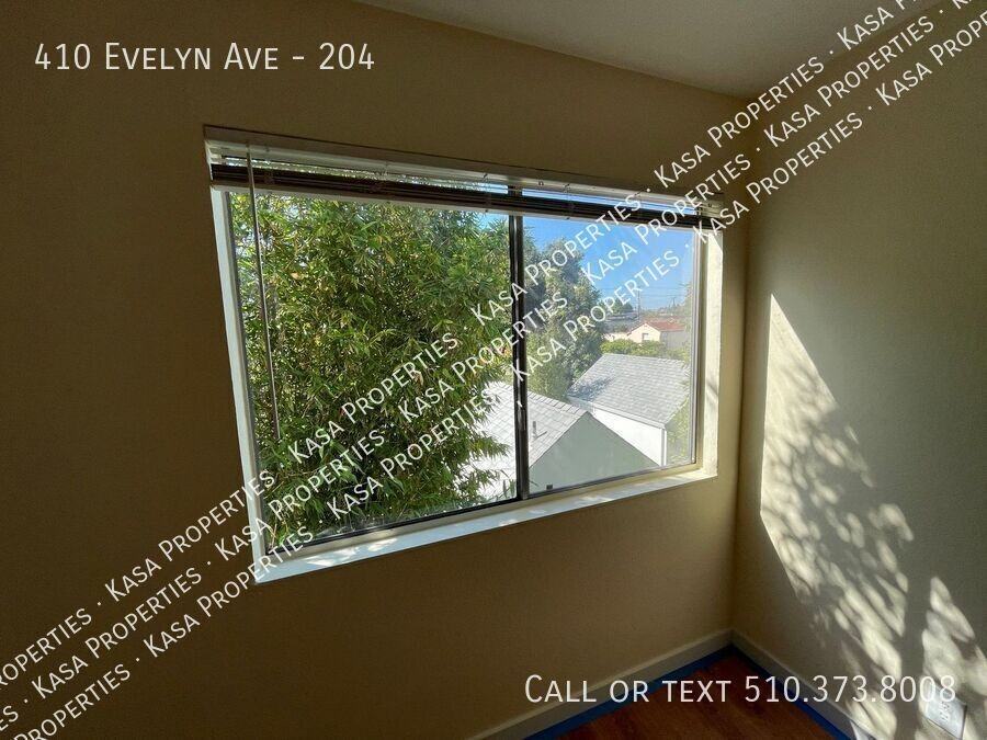 410 Evelyn Ave - Photo 7 of 12