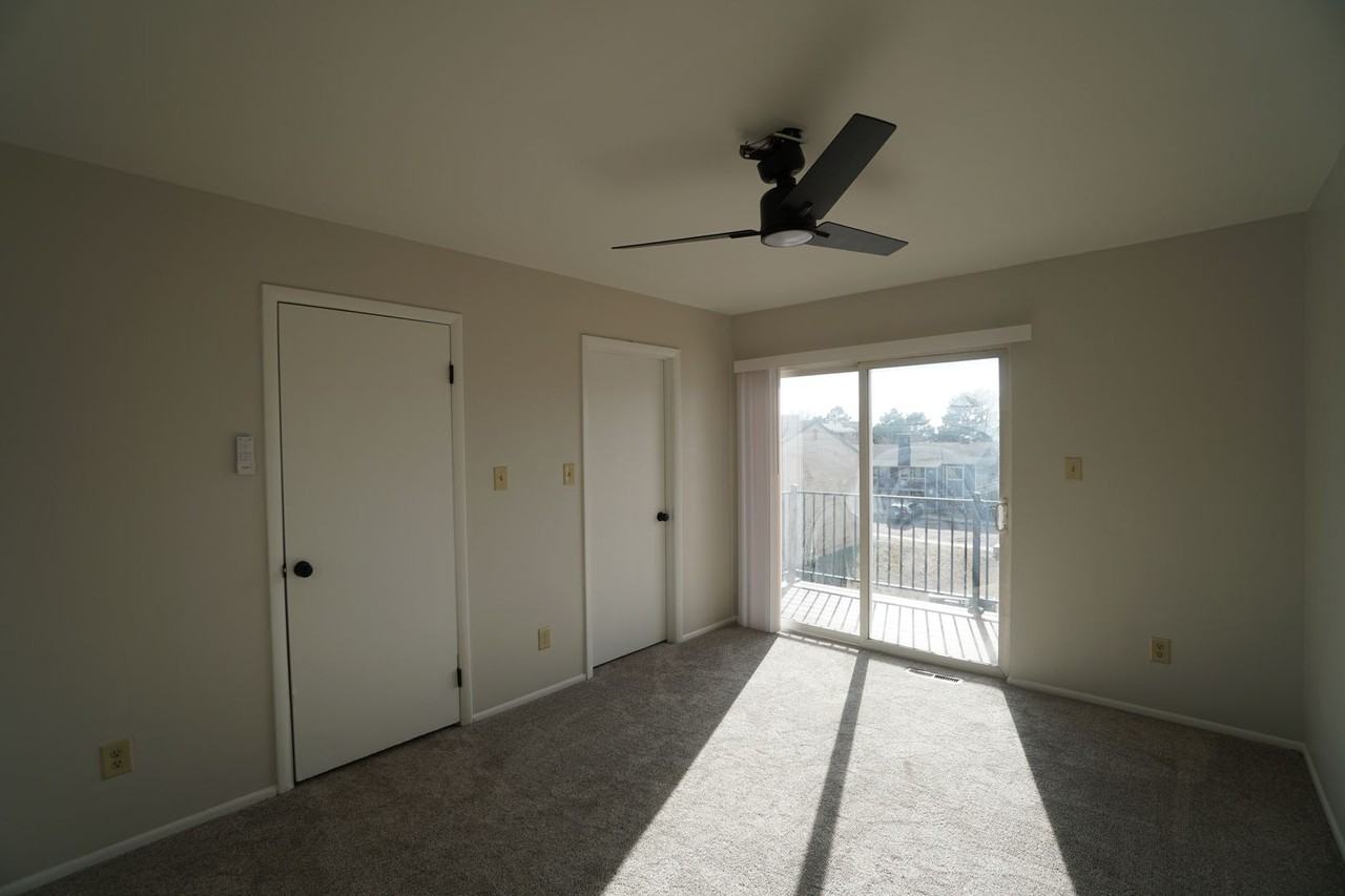 6727 Dale Rd - Photo 5 of 31