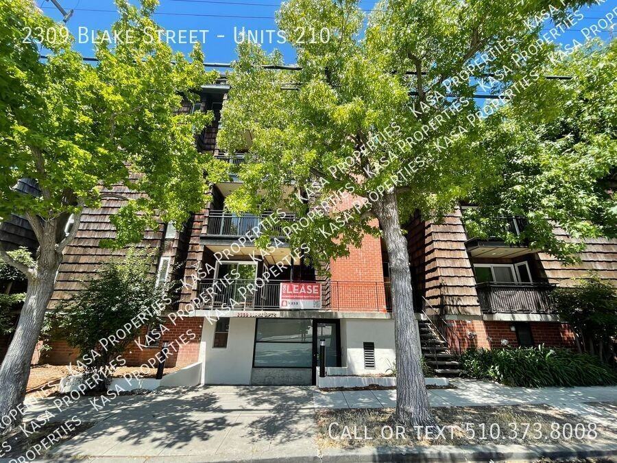 2309 Blake St, Berkeley - Photo 5 of 22