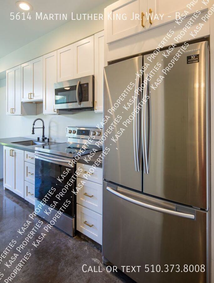 5614 Martin Luther King Jr Way - Photo 2 of 44