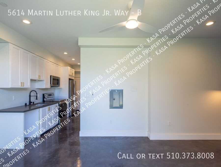 5614 Martin Luther King Jr Way - Photo 6 of 44