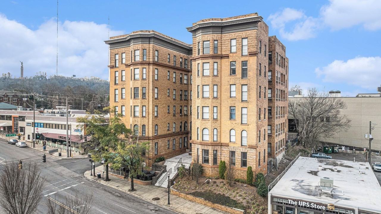 Terrace Court - Photo 5 of 50