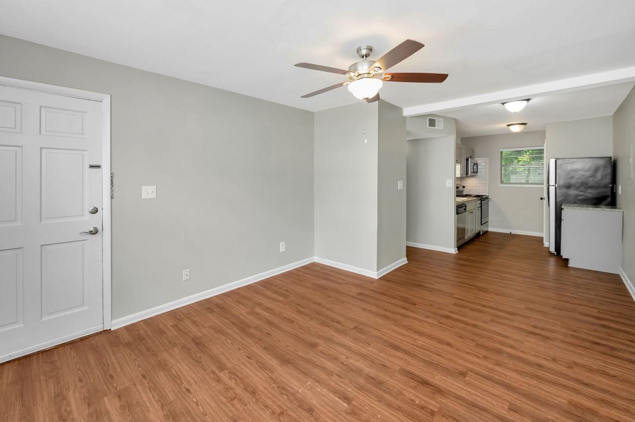 The Lennox - Photo 5 of 6