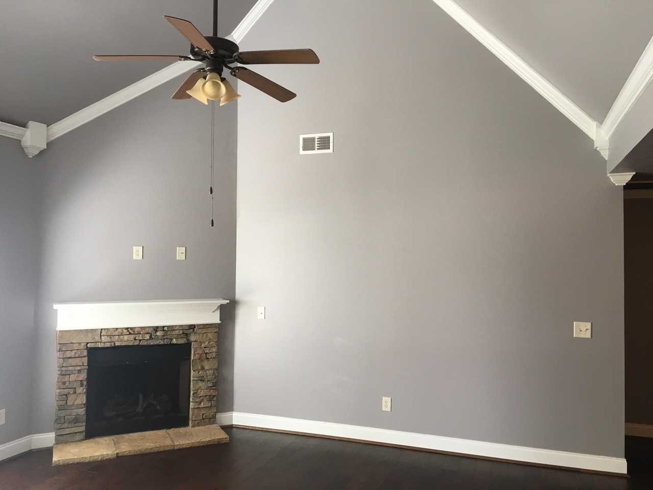 1094 Emerald Ridge Dr - Photo 5 of 9