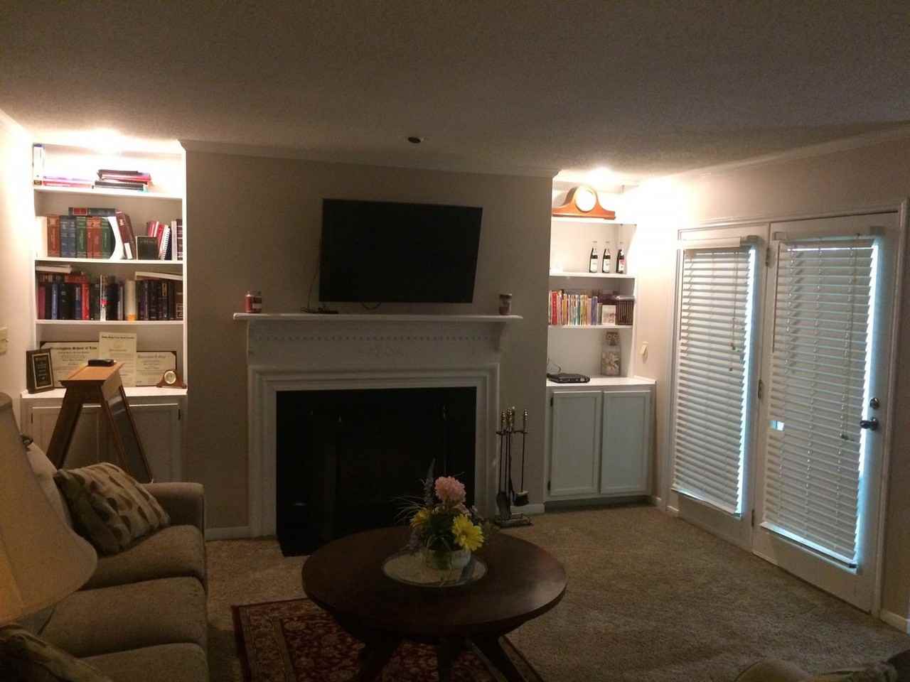 808 Gables Dr - Photo 3 of 15