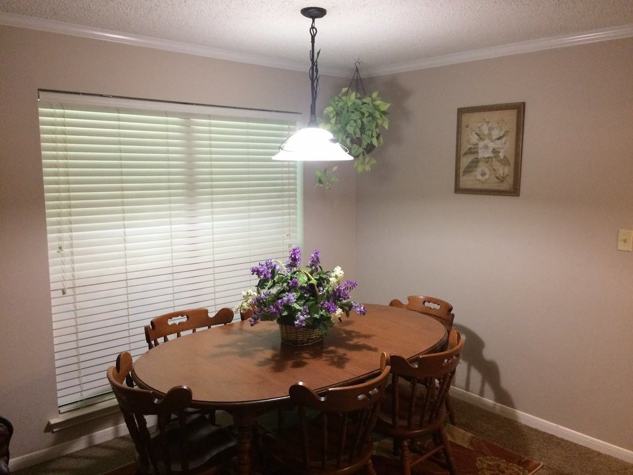 808 Gables Dr - Photo 5 of 15