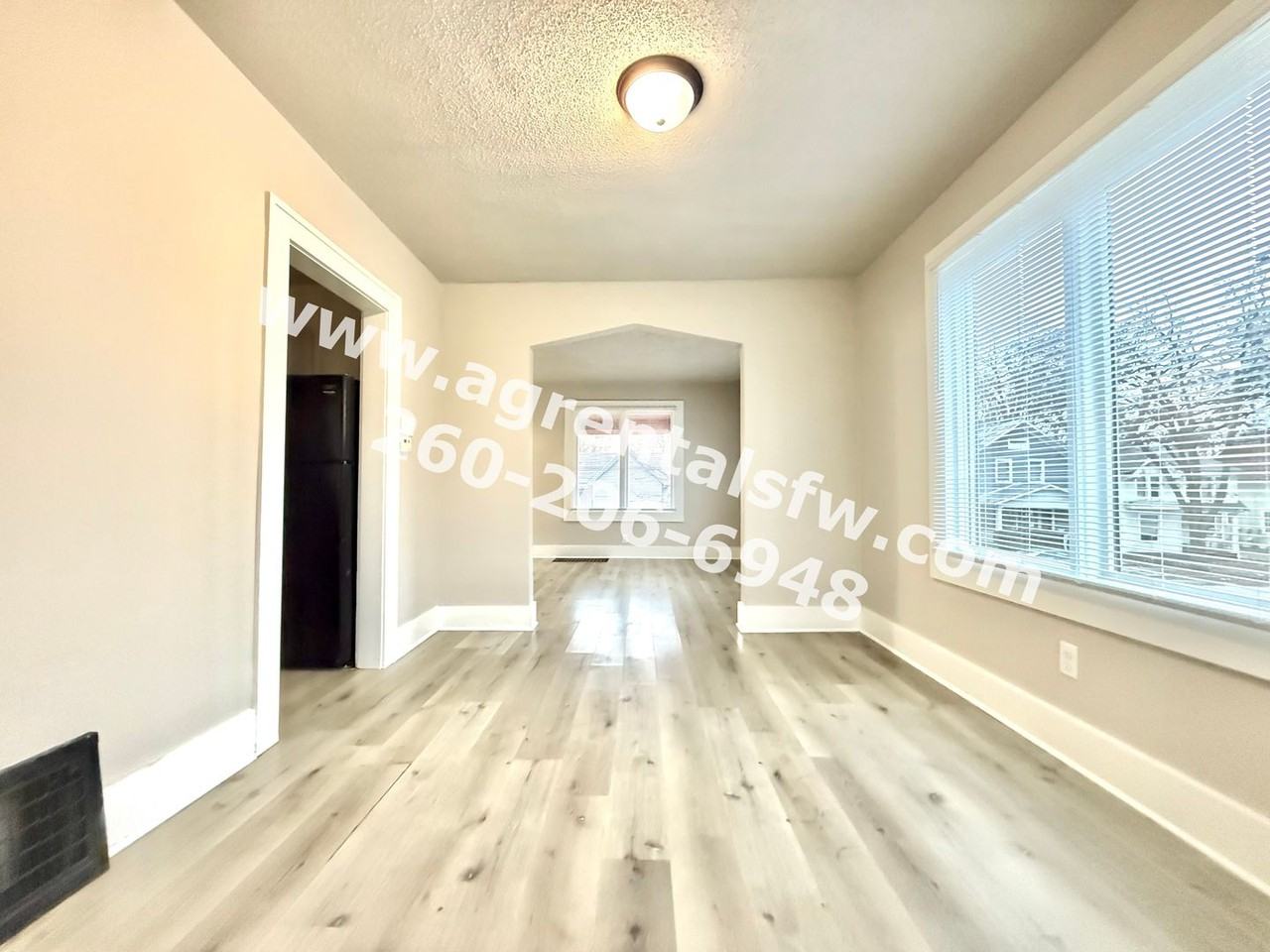 2639 Fox Ave - Photo 5 of 11