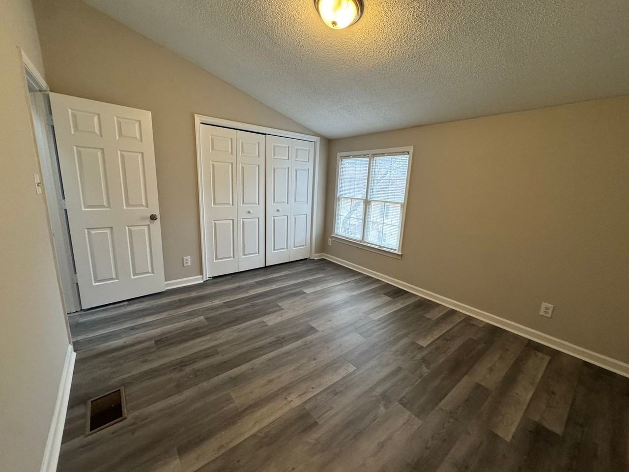 31 Sparger Springs Ln - Photo 3 of 10