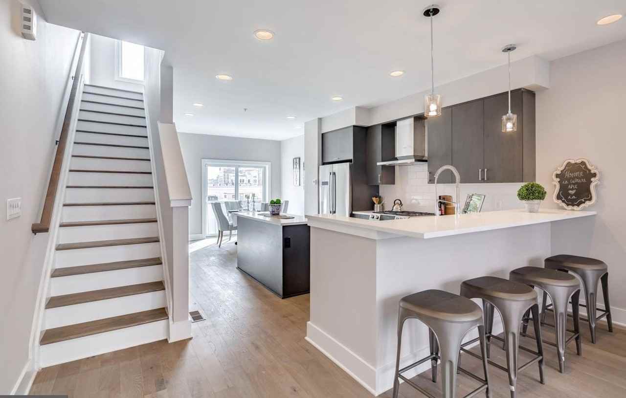 634 N 5th St #16 - Photo 3 of 23