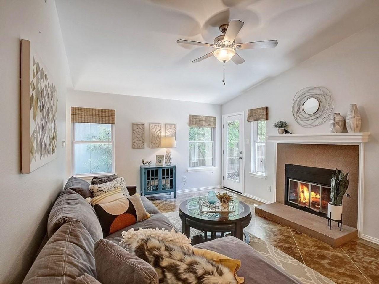 12909 Modena Trl - Photo 5 of 27