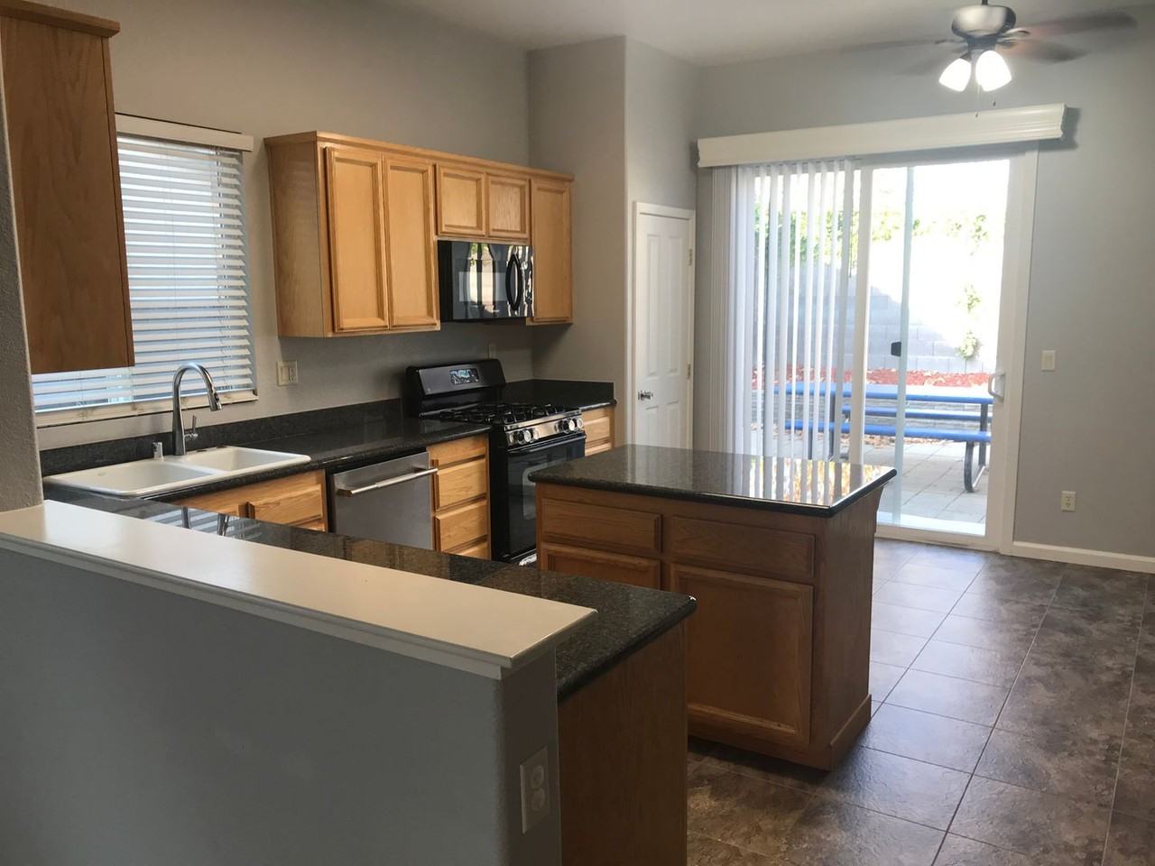 6125 Orchard Hill Way - Photo 3 of 11