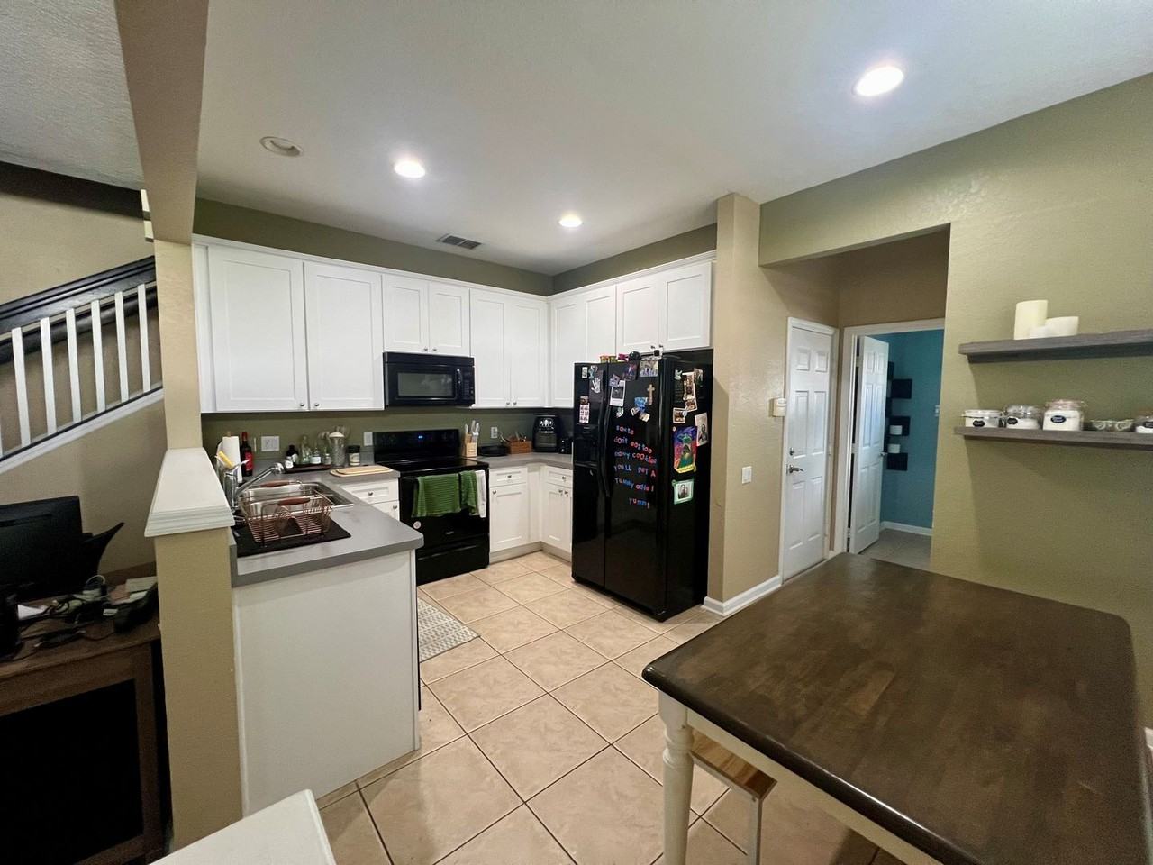 927 Enclair St - Photo 7 of 13