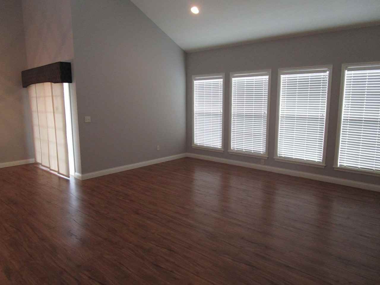 2420 Boulder Springs Dr - Photo 4 of 38