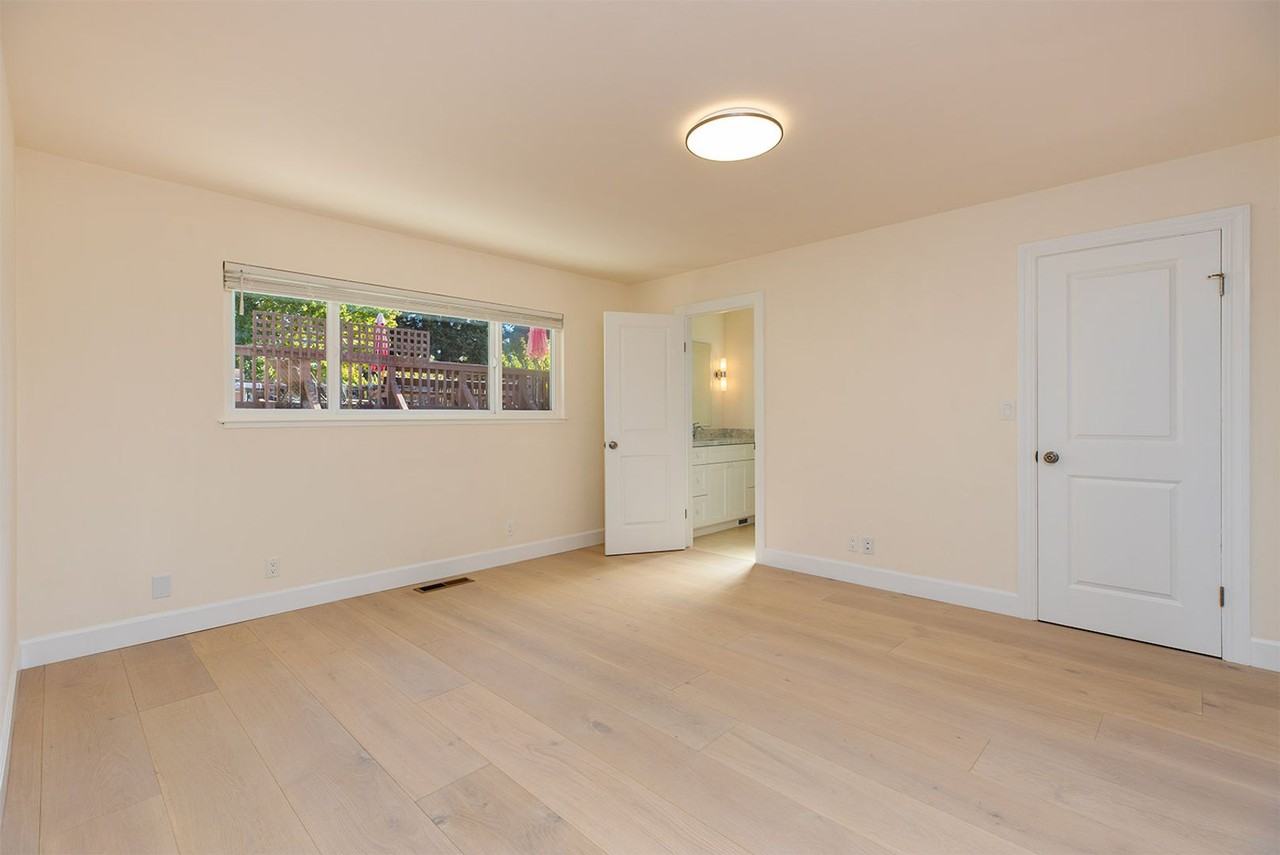 413 Hill St - Photo 6 of 16