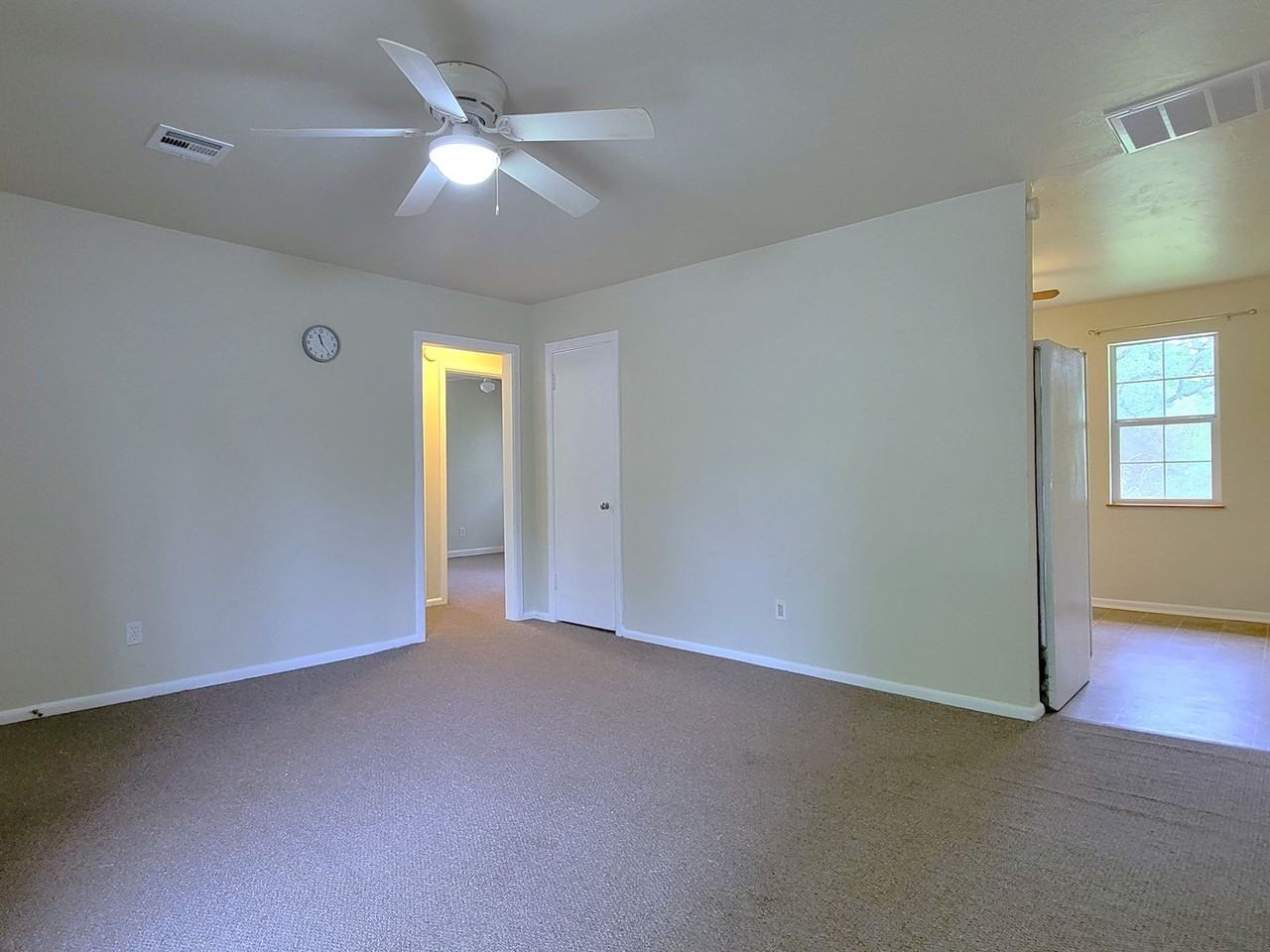 608 N Poplar Ln - Photo 6 of 15