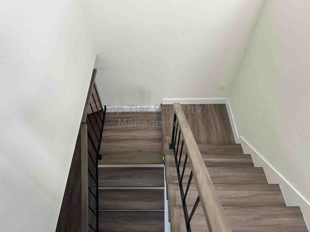 4730 Birchwood Cir - Photo 7 of 22