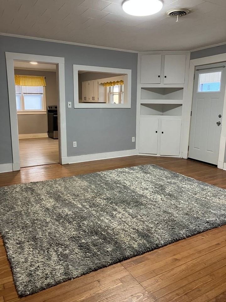 7746 State Road 46 E - Photo 6 of 20