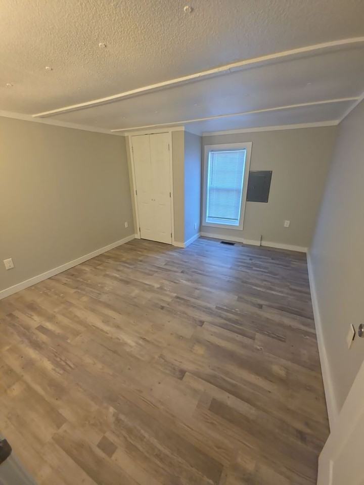 385 Kinnard Rd - Photo 7 of 11