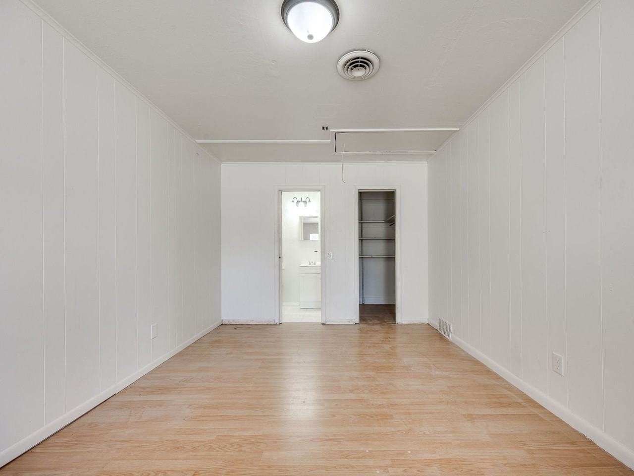 1726 N Shawnee Ave - Photo 7 of 17