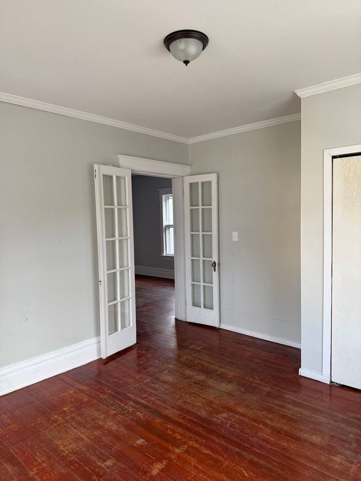 1305 S 12th St - Photo 5 of 13