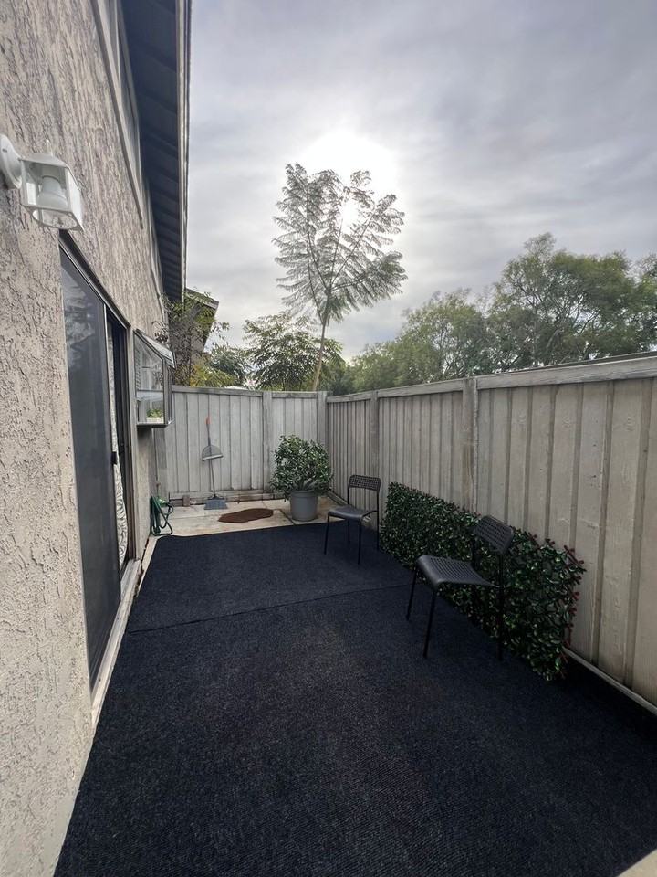 195 Streamwood - Photo 6 of 32