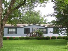 featured image of 15 Michelle Dr