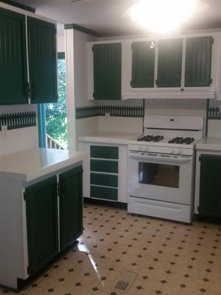 15 Michelle Dr - Photo 3 of 14