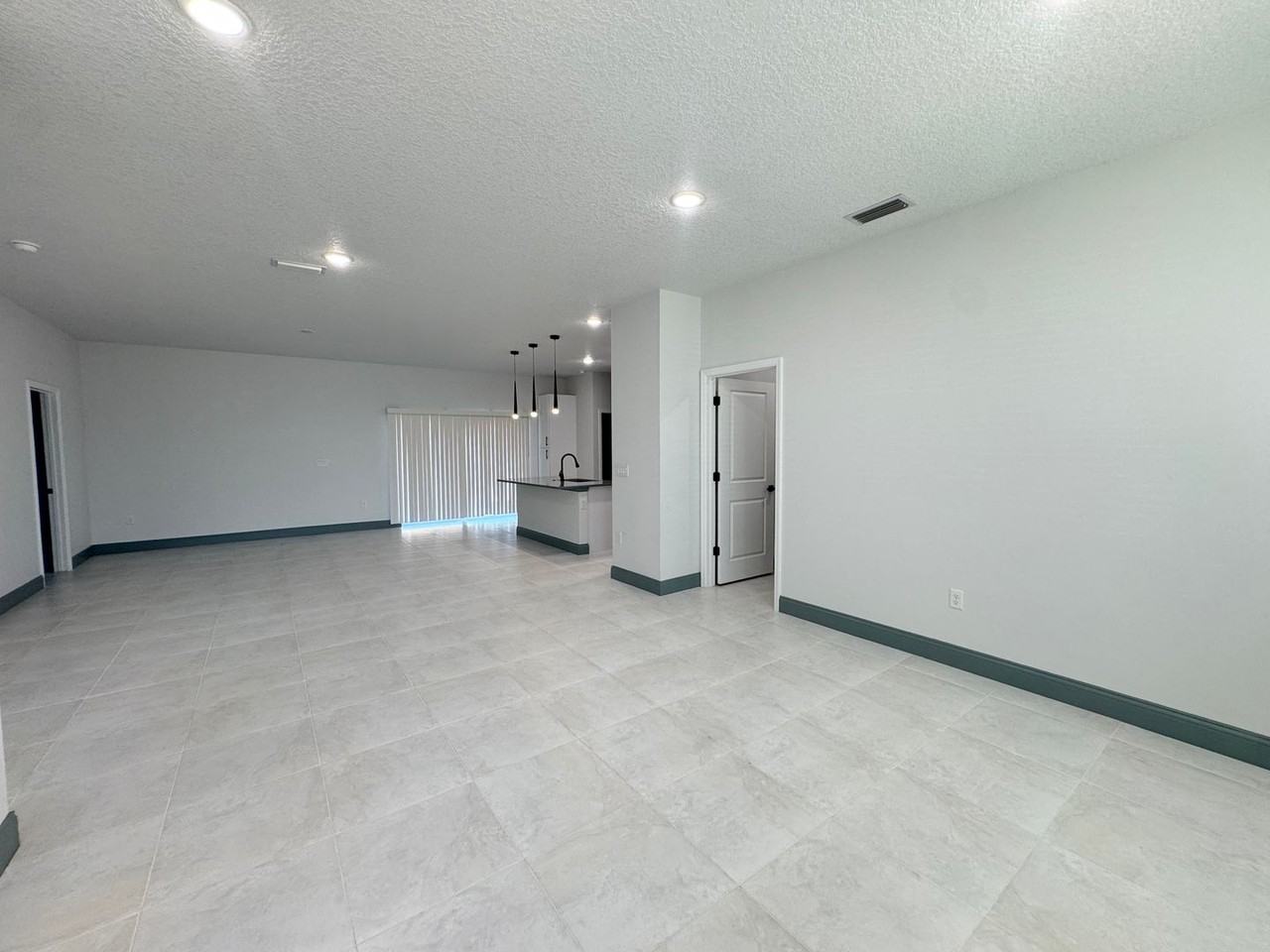 2226 Rock Dr - Photo 6 of 48