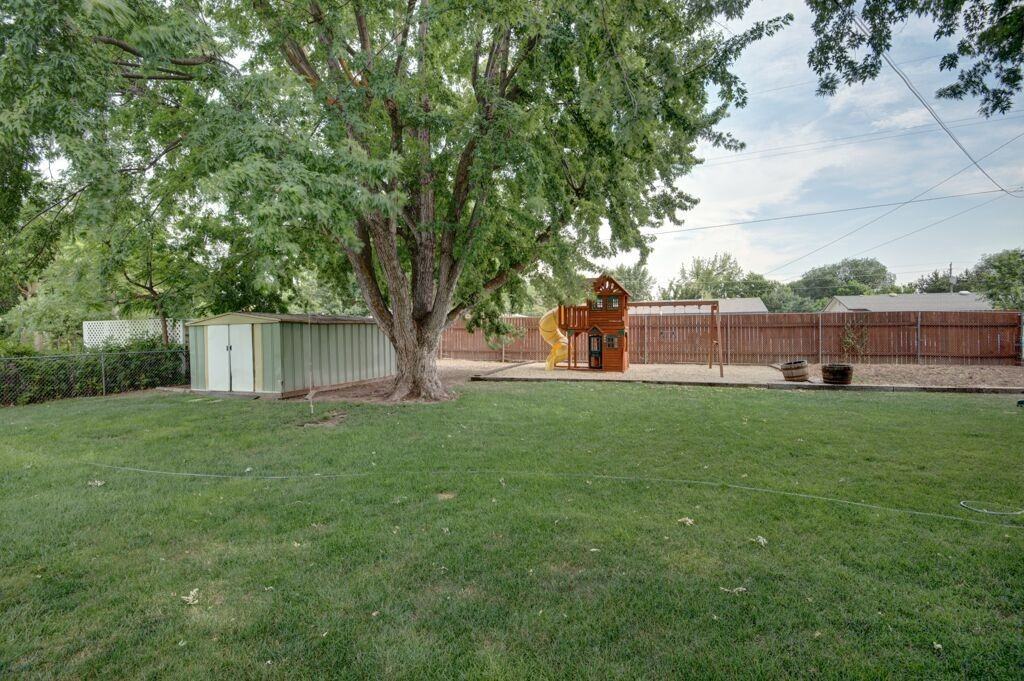 1707 W Bedford Dr - Photo 5 of 28