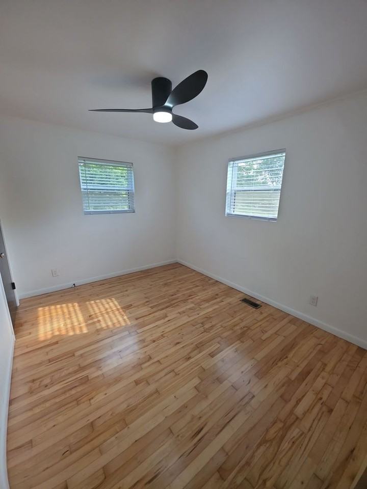 118 Stone Dr - Photo 6 of 11