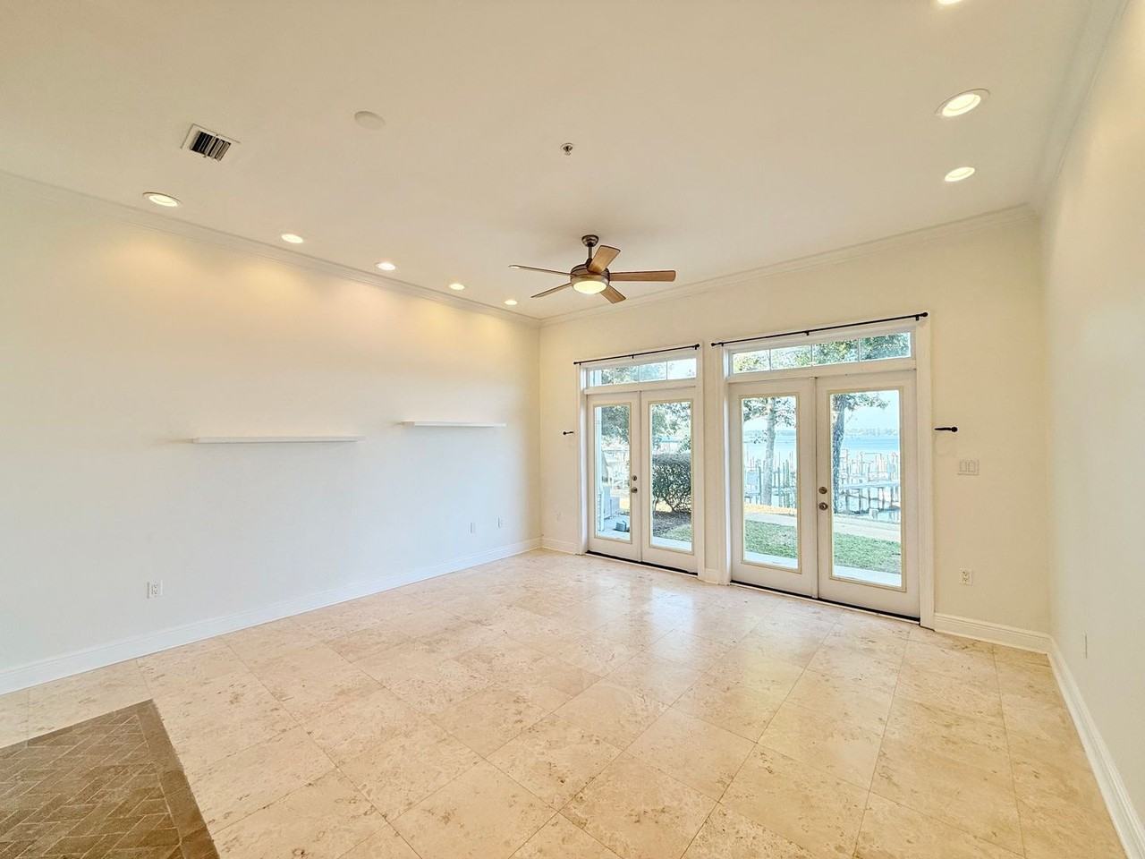 7266 Jacobs Trl - Photo 2 of 18