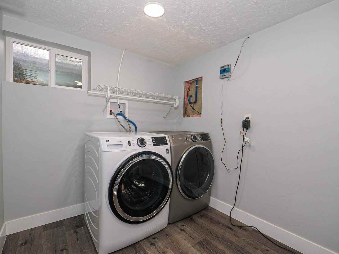 4457 W Walter Way - Photo 2 of 41